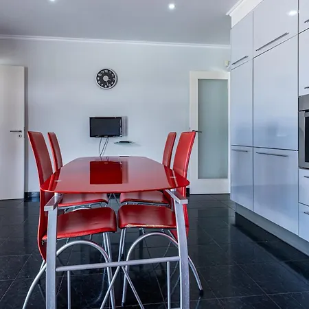 Villa In Caldera Furnas (Azores)