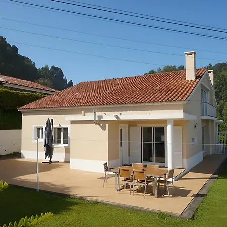 Caldera Villa